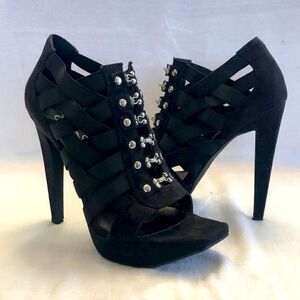 Jessica Simpson satino black platform heel size 8